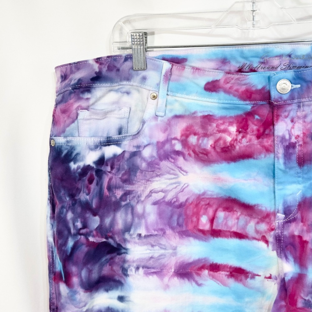 Gloria Vanderbilt Plus Size 24W Shorts Handmade Tie Dye Denim Purple Pink 928 - Picture 3 of 12
